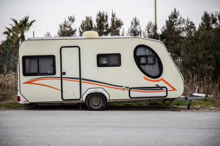 Lire la suite à propos de l’article Assurance mobil-home et caravane résidentielle : le guide complet