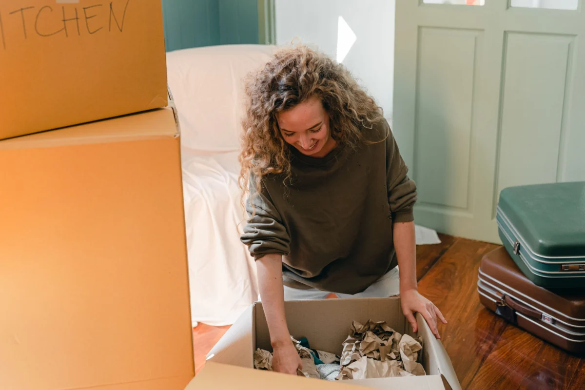 Assurance habitation jeune actif : installation dans un studio ou T1
